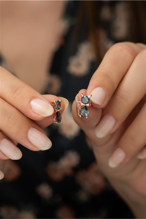 Nereze 925 Ayar Mistik Topaz Taşlı Kedi Kadın Gümüş Küpe