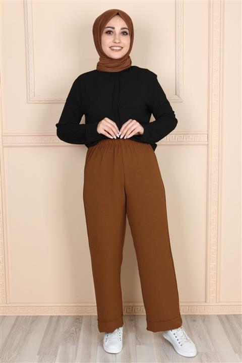 eymina Paçaları Katlı Bol Kesim Tesettür Pantolon