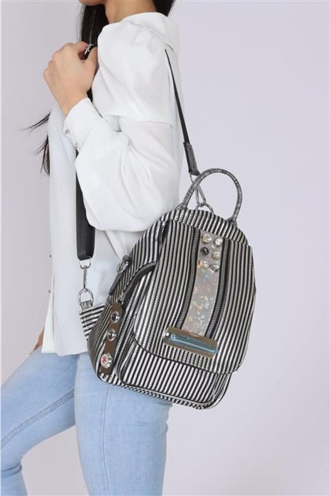 KRISTE BELL Kadın Işıltılı Çizgili Parlak Lüks Kaliteli Kullanışlı Sağlam Kapaklı Sırt Çanta Siyah