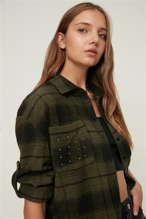 TRENDYOLMİLLA Haki Trok Detaylı Gömlek TWOAW22GO1175