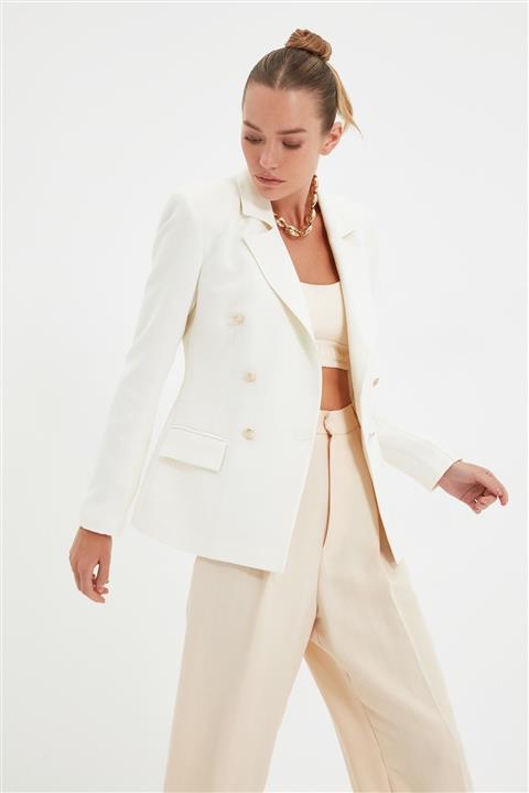 TRENDYOLMİLLA Taş Düğme Detaylı Ceket TWOAW21CE0345