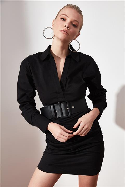 TRENDYOLMİLLA Siyah Yaka Detaylı Elbise TWOAW21EL1388