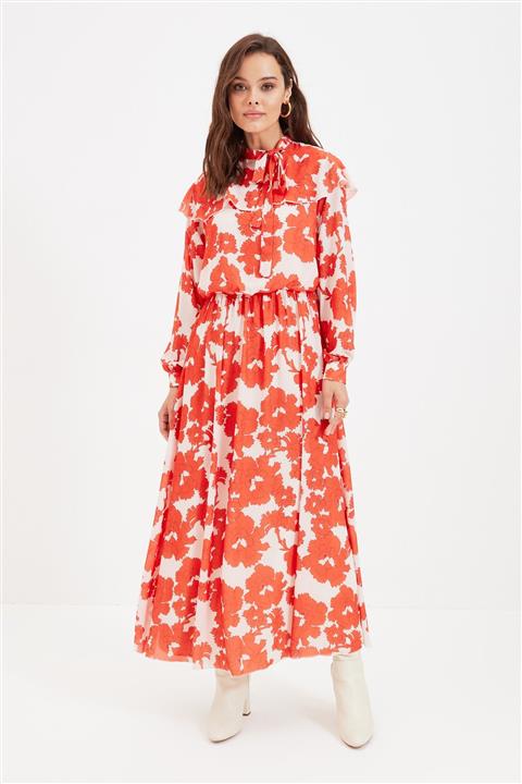 Trendyol Modest Kırmızı Desenli Fular Yaka Detaylı Uzun Elbise TCTAW22EB0072