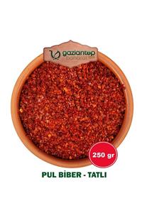 Gaziantep Baharat Tatlı Pul Biber 1.kalite 250 Gr