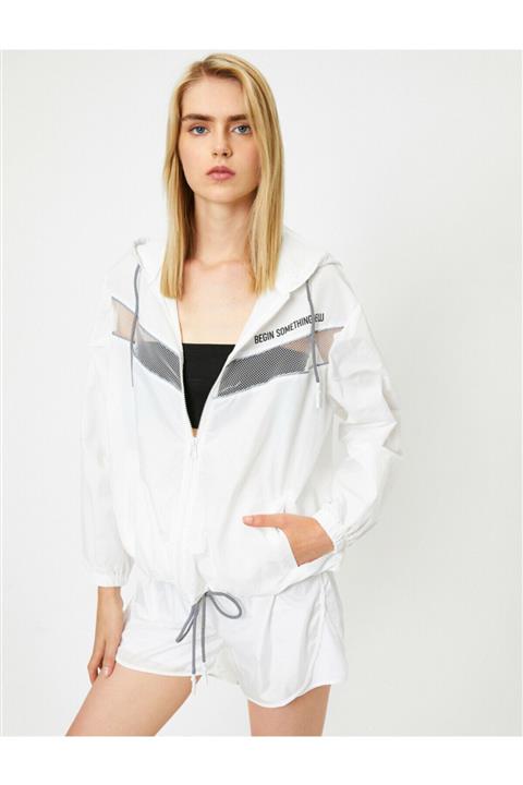 Koton Kadın Beyaz Kapüsonlu Fileli Yagmurluk