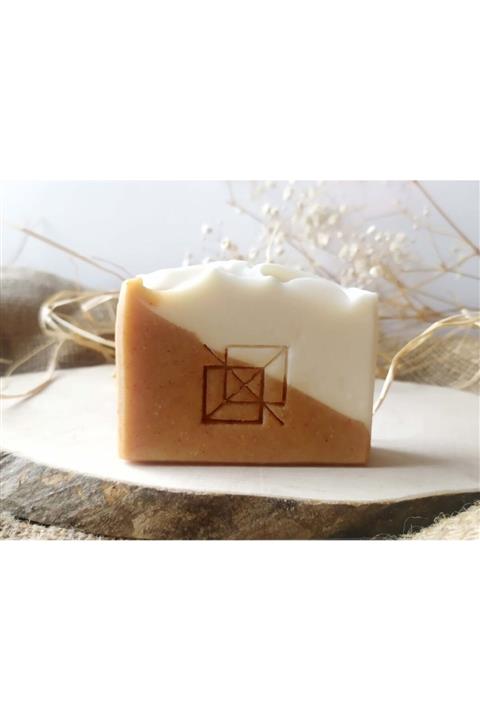 Kubik Natural Doğal Cilt Rengi Aydınlatıcı Zerdeçal Ve Pirinç Kepeği Yağı Özlü Cilt Sabunu