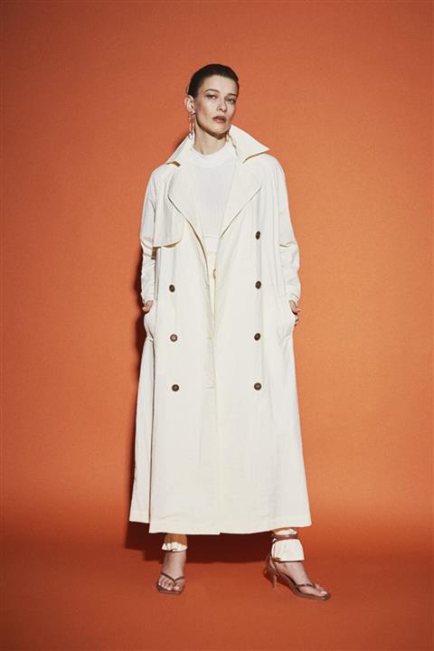 Latifa Kadın Ekru Beykin Kruvaze Kaplamalı Trençkot