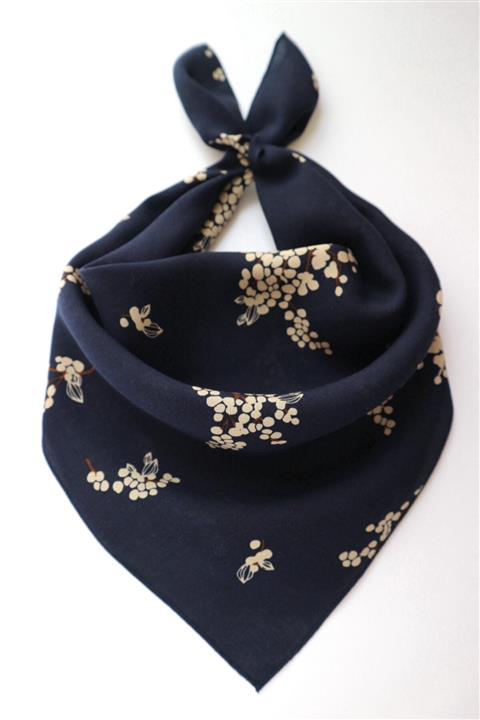 THE MOON İğde Desenli Lacivert Pamuk Fular