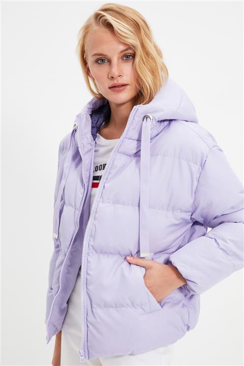 TRENDYOLMİLLA Kadın Lila Kapüşonlu Şişme Mont TWOAW21MO0022