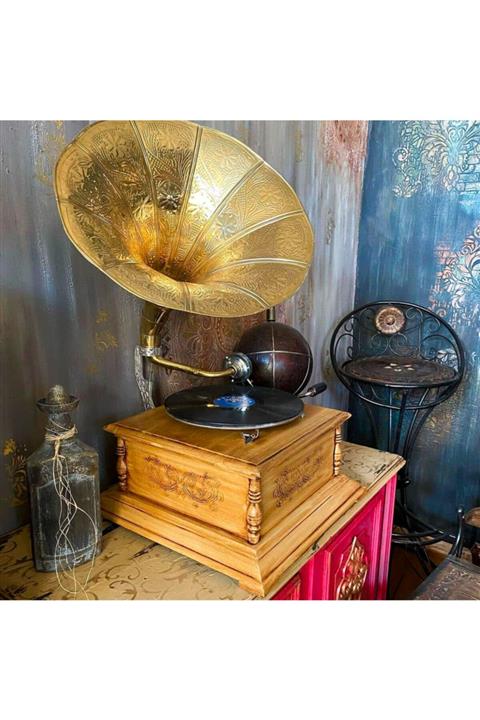 HMV Gramofon & Türk Kahvesi