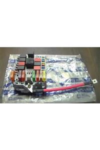 MAGNETTİ MARELLİ Palio Sigorta Kutusu Motor Boşluktaki 46809993