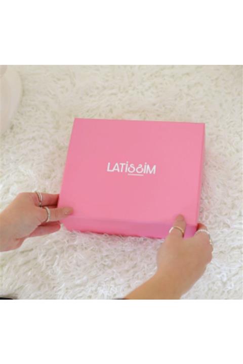 Latissim Box Kadın Sürpriz Güzellik Ve Bakım Kutusu Normal Cilt