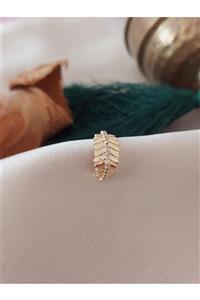 AychaAksesuar Yaprak Gold Kıkırdak Küpe
