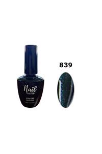 Nail Master Kalıcı Oje 15ml 839 Zümrüt Yeşil (simli)