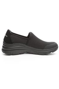 SKECHERS FASHİON FİT Kadın Siyah Spor Ayakkabı - 13312 BBK