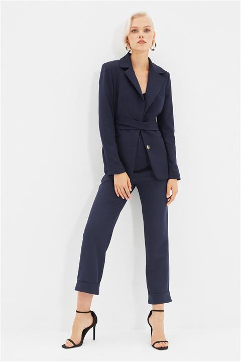 TRENDYOLMİLLA Lacivert Düz Kesim Pantolon TWOAW22PL0063