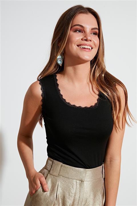 Lela Kare Yaka Dantel Detaylı Atlet Kadın ATLET 5861399