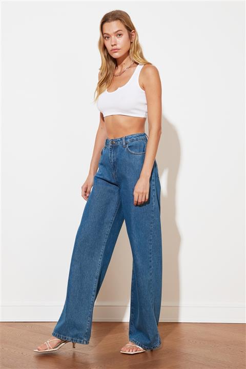 TRENDYOLMİLLA Ekru Örme Atlet TWOSS21AL0022