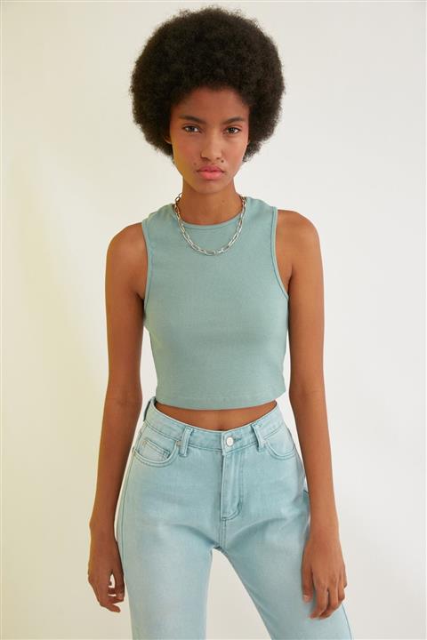 TRENDYOLMİLLA Mint Halter Yaka Fitilli Crop Örme Atlet TWOSS21AL0017