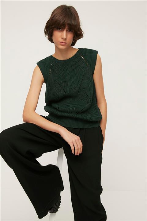 TRENDYOLMİLLA Yeşil Ajurlu Triko Süveter TWOAW22SV0126