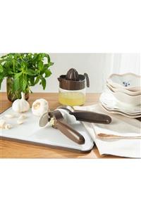 English Home Lily Plastik Sarımsak Ezici 16,5 Cm Kahve