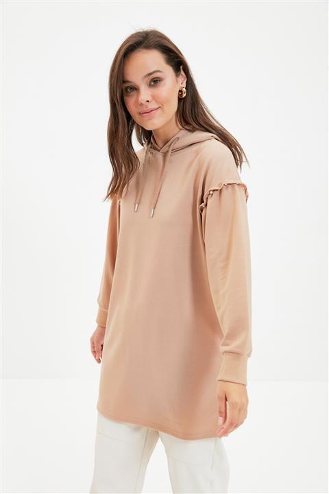 Trendyol Modest Bej Kapüşonlu Kolları İnci Detaylı Örme Sweatshirt TCTAW22TW0214