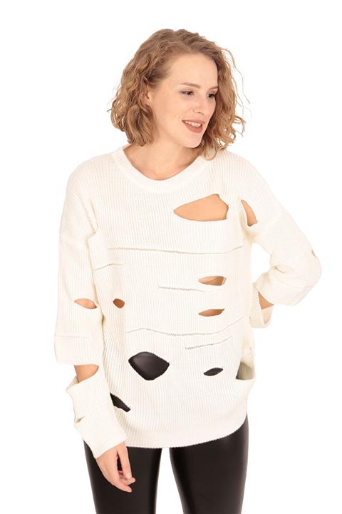 Modagusto Yuvarlak Yaka Beyaz Yırtık Detay Kazak