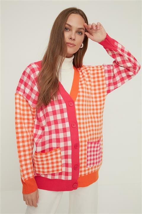 Trendyol Modest Fuşya V Yaka Ekose Desenli Triko Hırka TCTAW22TH0103