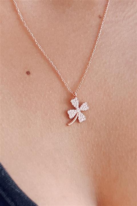 LOTUS GÜMÜŞ Yonca Motifli Beyaz Taşlı 14 K Rose Altın Kaplama Kadın Kolye