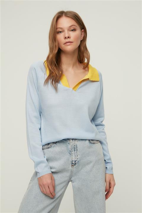 TRENDYOLMİLLA Açık Mavi Polo Yaka Triko Kazak TWOAW22KZ2398