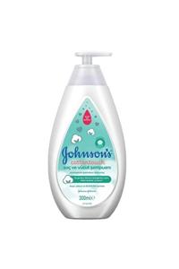 Johnson´s Baby Johnson's Baby Cotton Touch Yenidoğan Saç ve Vücut Şampuanı 300 ml