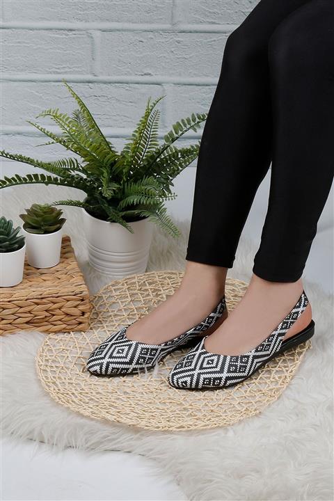 RENKLİBUTİK Siyahbeyaz Kadın Babet