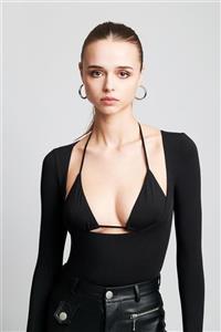 IAMNOTBASIC Kadın Siyah Göğüs Dekolteli Sırtı Açık Jade Bodysuit