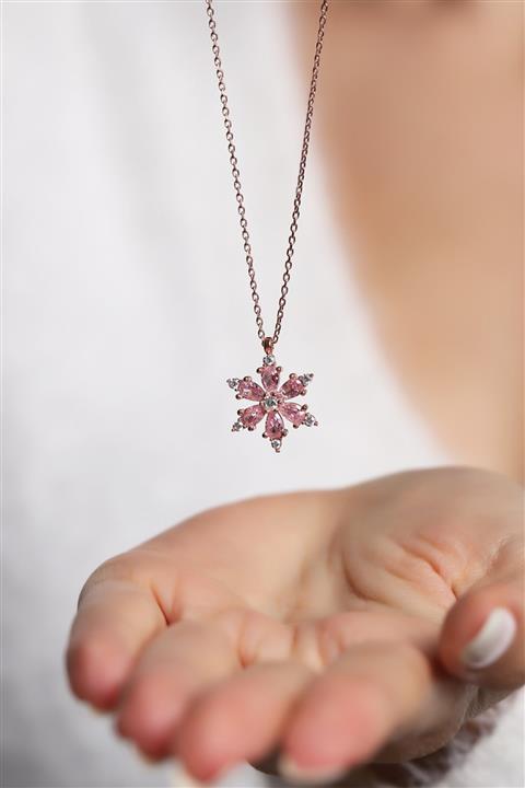 LOTUS GÜMÜŞ Kamelya Çiçeği Pembe Taşlı 14 K Rose Altın Kaplama Kadın Kolye