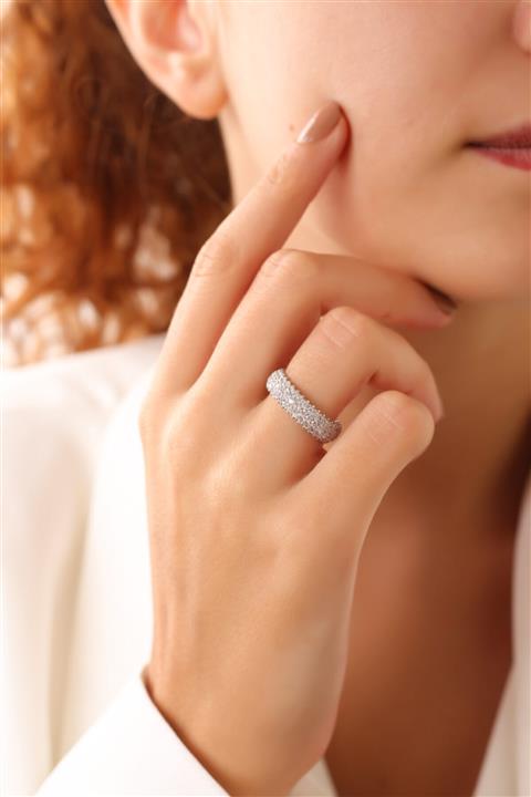 Glint Point 3 Sıra Beyaz Zirkon Taşlı Tamtur Gümüş Yüzük