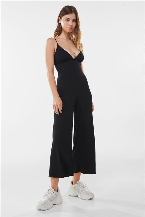 Bershka Kadın Siyah Sırt Dekolteli Uzun Dökümlü Tulum