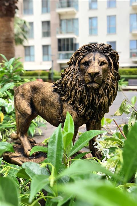 Ella's Design Studio Aslan Biblo Heykel