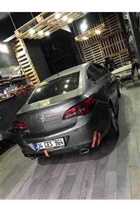 stuning Opel Astra J Sedan Opc Line Egzos Görünümlü Difüzör Parlak Siyah