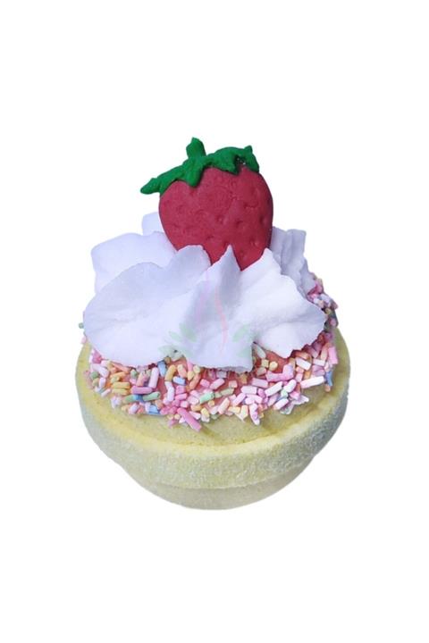 Beja Naturel - Strawberry Heart Bath Bomb ( Aromaterapik Çilek Banyo Ve Nem Topu ) 160 gr .