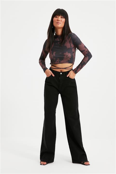 TRENDYOLMİLLA Siyah Bağlama Detaylı Batik Örme Bluz TWOAW21BZ0886
