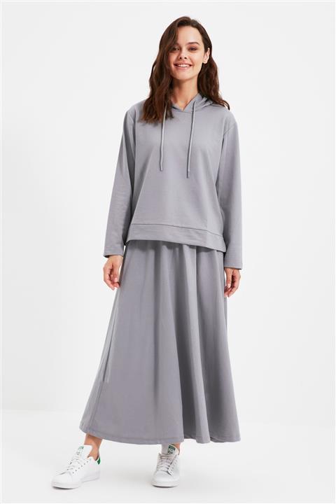 Trendyol Modest Gri Etekli Kapüşonlu Örme Alt-Üst Takım TCTAW22US0027