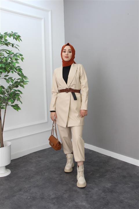 Esvet Kadın Krem Tesettür Büyük Çift Cepli Mendil Yaka Suni Deri Ceket