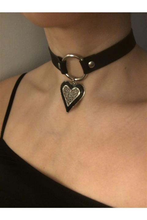 Fugusugu Çiçek Işlemeli Siyah Mineli Kalp Choker