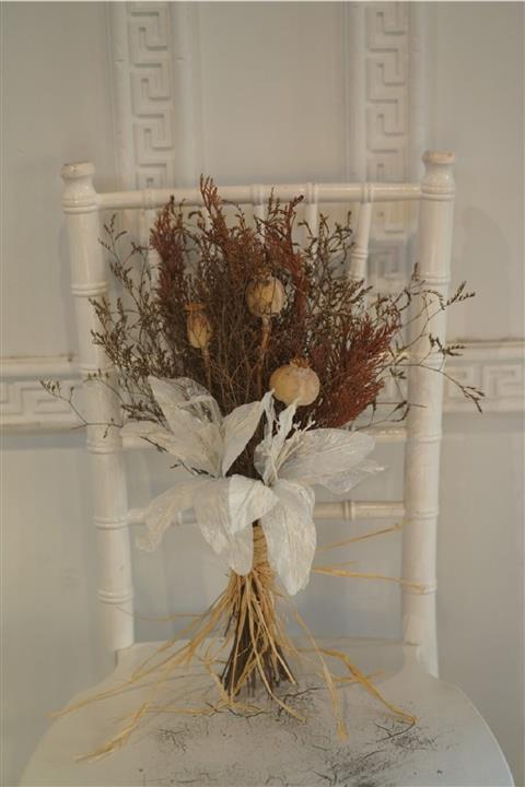 Kibrithane Çiçek Kuru Yapay Lilyum Gelin Buketi