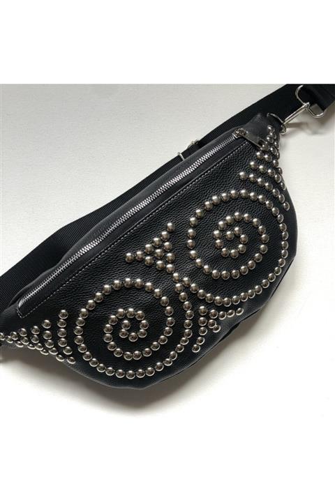 Leon Tasarım Unisex Siyah Zımbalı Çanta