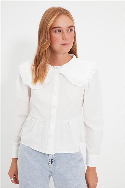 TRENDYOLMİLLA Ekru Yaka Detaylı Gömlek TWOAW22GO0632