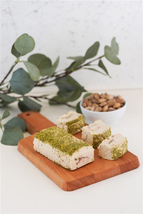 hacı kaya butik helvacısı Çikolatali Fıstıklı Tahin Helvası 750 gr