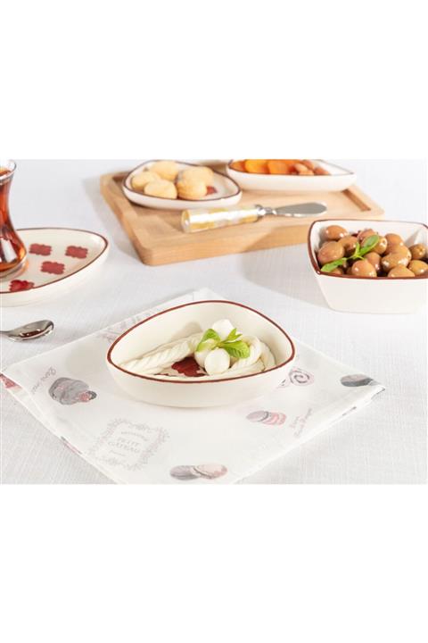 Madame Coco Vie Rouge Oiseau Kase 12 Cm