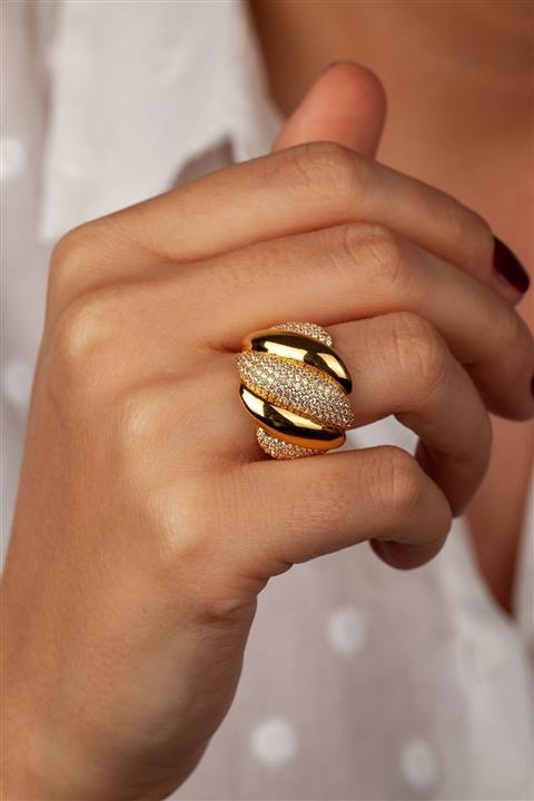 Sette Örgü Desenli Zirkon Taşlı Gold Yüzük