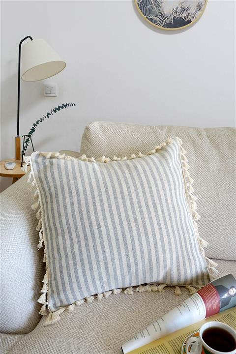 vivamaison Tekli Özel Tasarım Gri Keten Ponponlu Kırlent Yastık Kılıfı 43x43 Cm